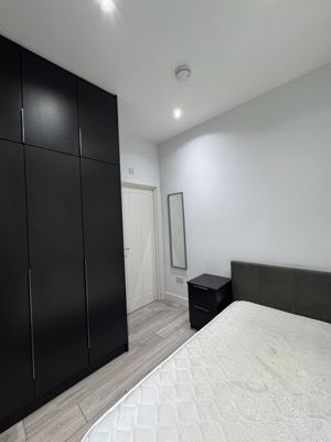 Photo 4- click for photo gallery